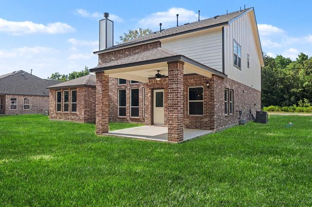 4528 Road 66112, Dayton, TX 77535