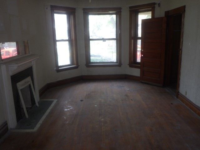 6527 S Marshfield Avenue, Chicago, IL 60636