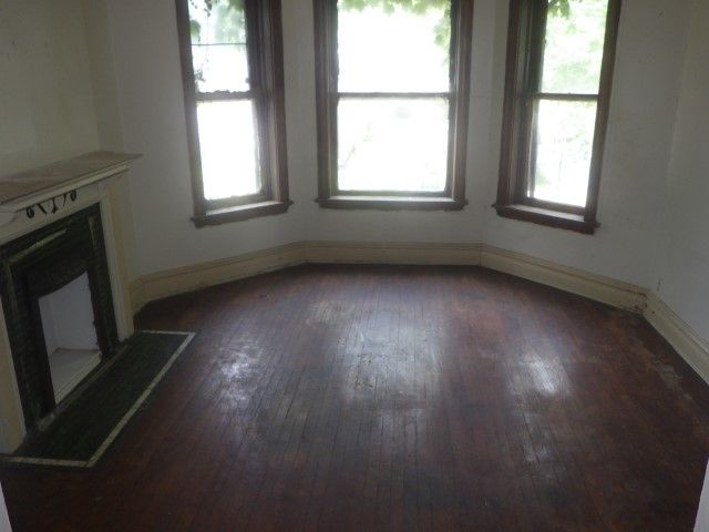 6527 S Marshfield Avenue, Chicago, IL 60636