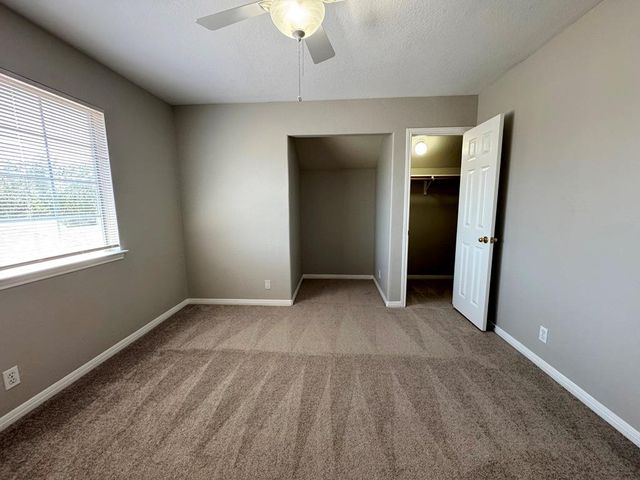 5844 Back Bay LN, Austin, TX 78739