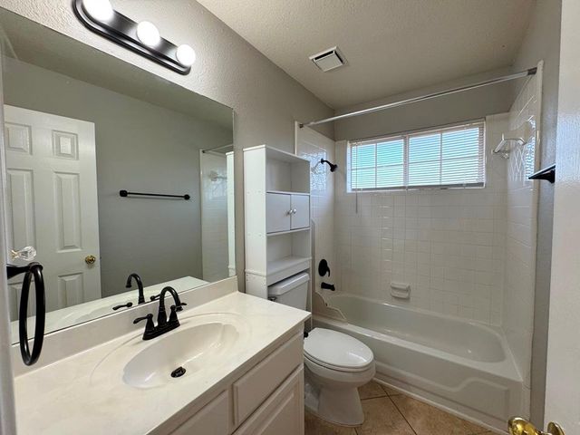 5844 Back Bay LN, Austin, TX 78739