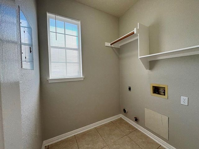 5844 Back Bay LN, Austin, TX 78739
