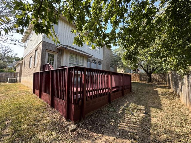 5844 Back Bay LN, Austin, TX 78739