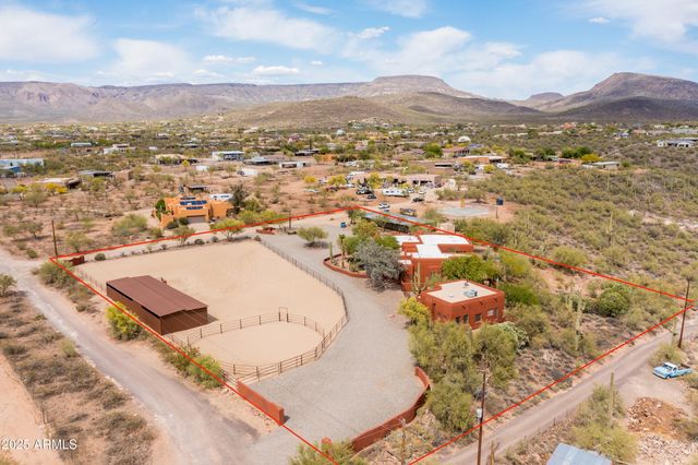 43011 N 18th Street, New River, AZ 85087