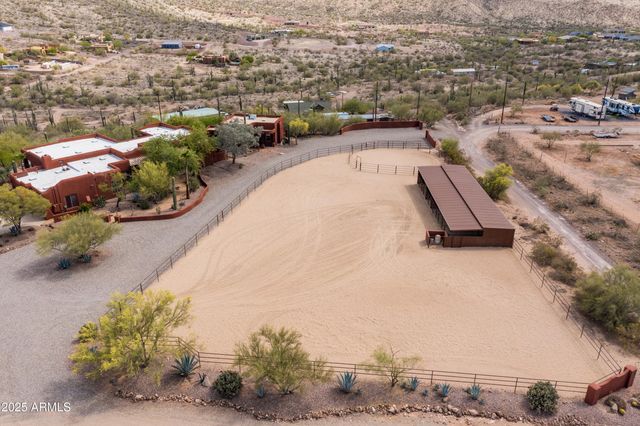 43011 N 18th Street, New River, AZ 85087