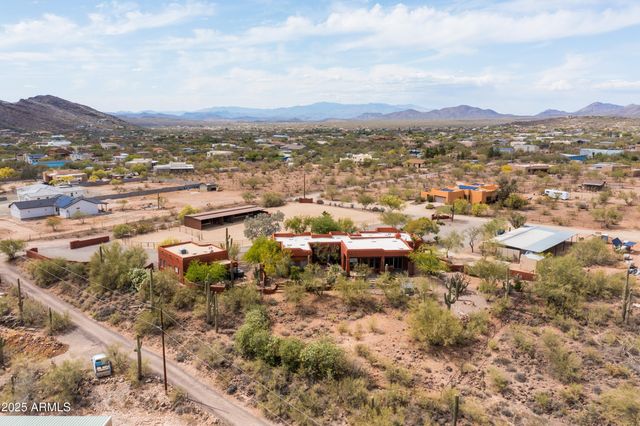 43011 N 18th Street, New River, AZ 85087