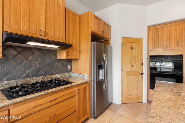 43011 N 18th Street, New River, AZ 85087