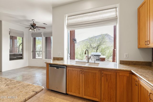 43011 N 18th Street, New River, AZ 85087