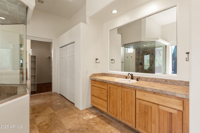 43011 N 18th Street, New River, AZ 85087