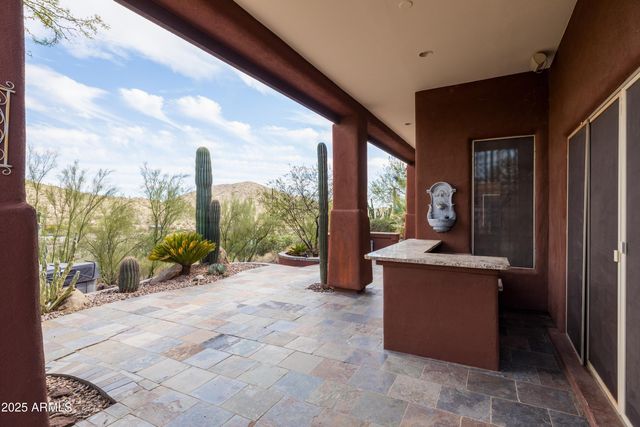 43011 N 18th Street, New River, AZ 85087