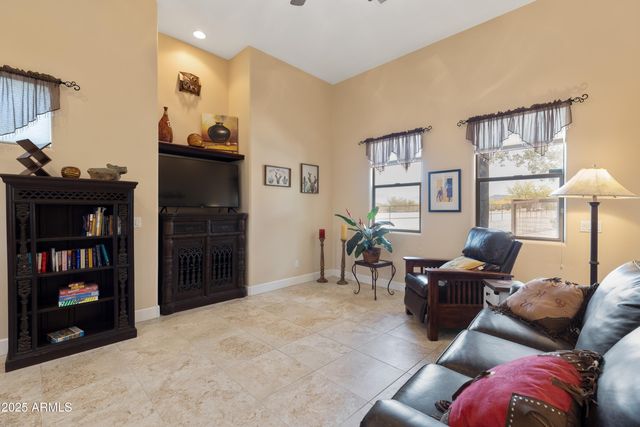 43011 N 18th Street, New River, AZ 85087