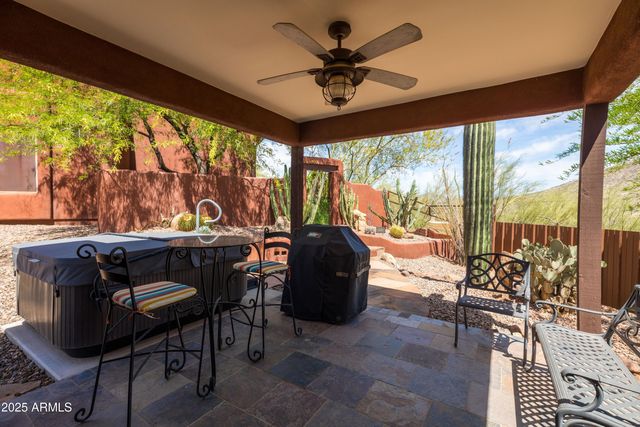 43011 N 18th Street, New River, AZ 85087