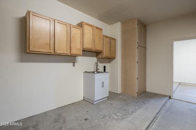 43011 N 18th Street, New River, AZ 85087