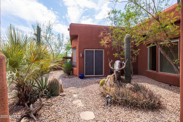 43011 N 18th Street, New River, AZ 85087