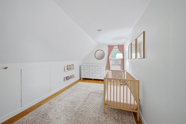 24 Manchester Road, Amherst, NH 03031