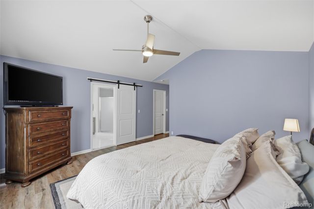 48274 Beacon Square Drive, Macomb Township, MI 48044