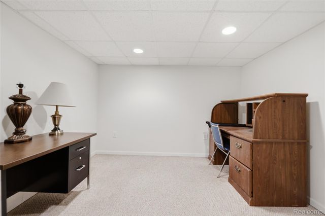 48274 Beacon Square Drive, Macomb Township, MI 48044