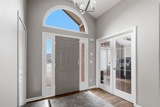 48274 Beacon Square Drive, Macomb Township, MI 48044