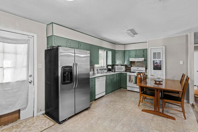 17508 Batesville Pike, North Little Rock, AR 72120