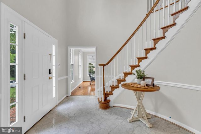 8006 COMERFORD DR, Fairfax Station, VA 22039