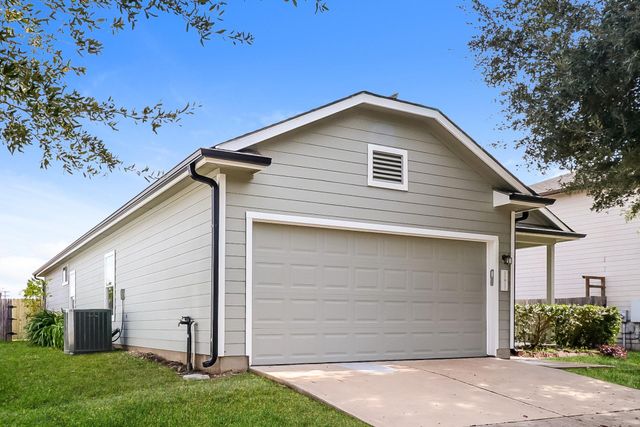 11817 Bastrop ST, Manor, TX 78653
