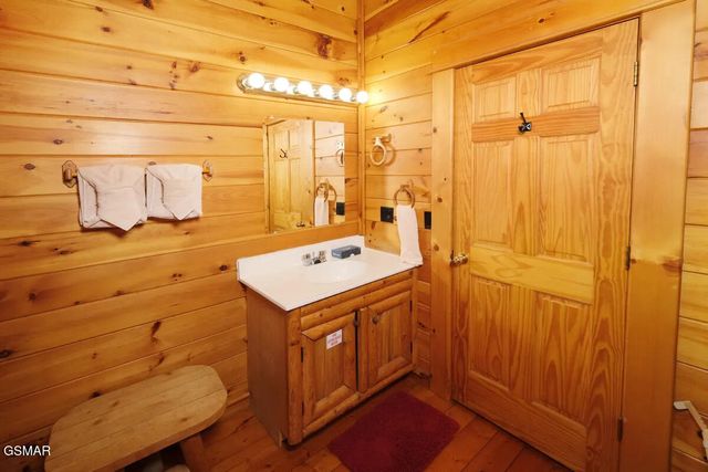 1509 Sky View Drive, Sevierville, TN 37876