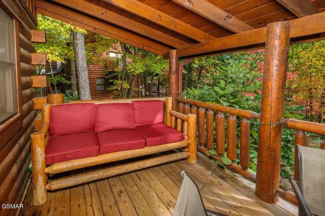 1509 Sky View Drive, Sevierville, TN 37876