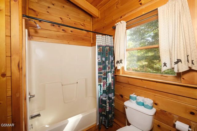 1509 Sky View Drive, Sevierville, TN 37876