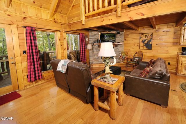 1509 Sky View Drive, Sevierville, TN 37876