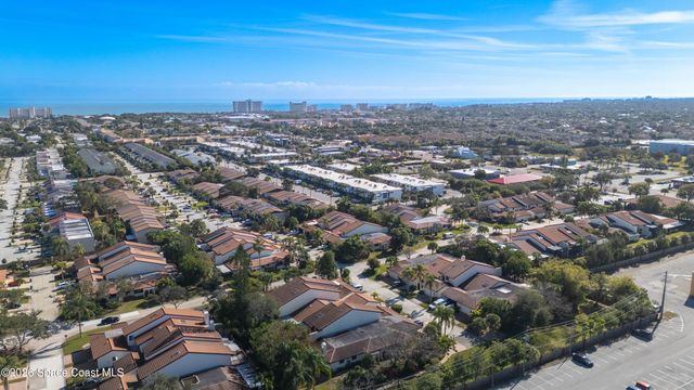 2001 Parkside Place 2001, Indian Harbour Beach, FL 32937