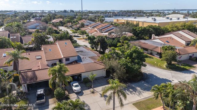 2001 Parkside Place 2001, Indian Harbour Beach, FL 32937