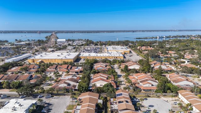 2001 Parkside Place 2001, Indian Harbour Beach, FL 32937