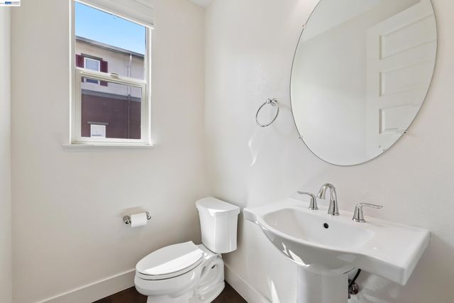 457 Diller Street, Alameda, CA 94501