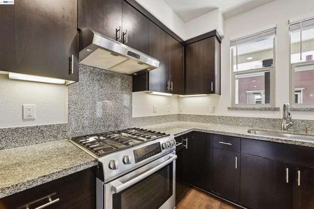 457 Diller Street, Alameda, CA 94501