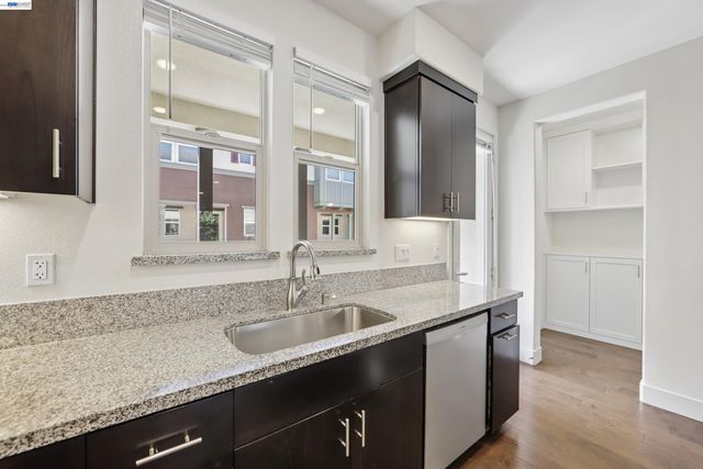 457 Diller Street, Alameda, CA 94501