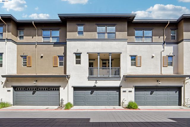 457 Diller Street, Alameda, CA 94501
