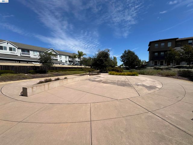 457 Diller Street, Alameda, CA 94501