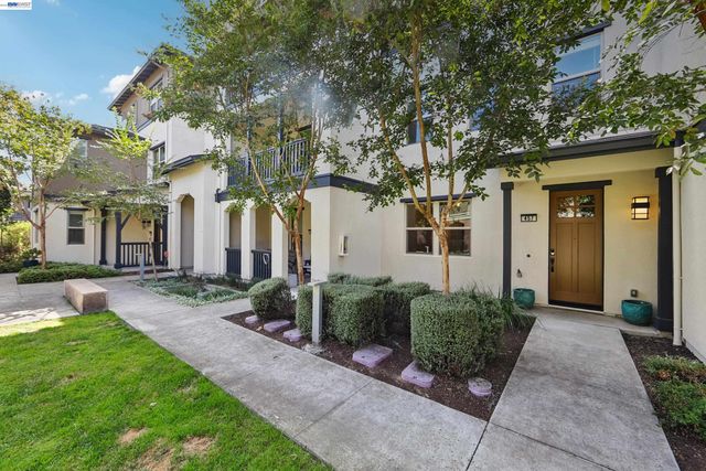457 Diller Street, Alameda, CA 94501