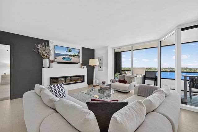 100 Lakeshore Drive 1654, North Palm Beach, FL 33408