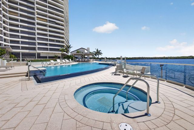 100 Lakeshore Drive 1654, North Palm Beach, FL 33408