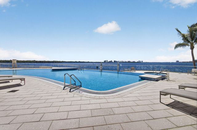 100 Lakeshore Drive 1654, North Palm Beach, FL 33408