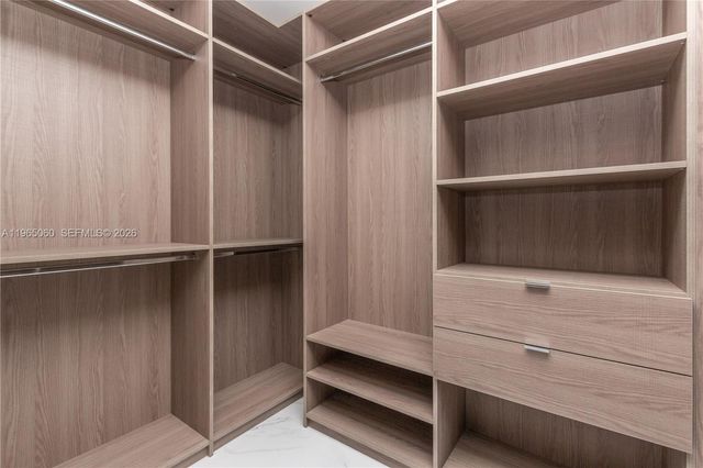 851 NE 1st Ave 4611, Miami, FL 33132