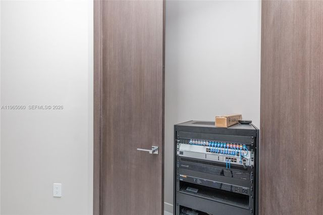 851 NE 1st Ave 4611, Miami, FL 33132