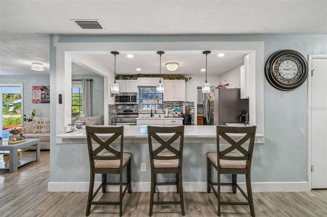 529 BISON CIRCLE, Apopka, FL 32712