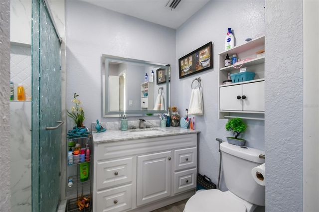 529 BISON CIRCLE, Apopka, FL 32712