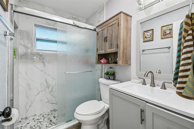 529 BISON CIRCLE, Apopka, FL 32712