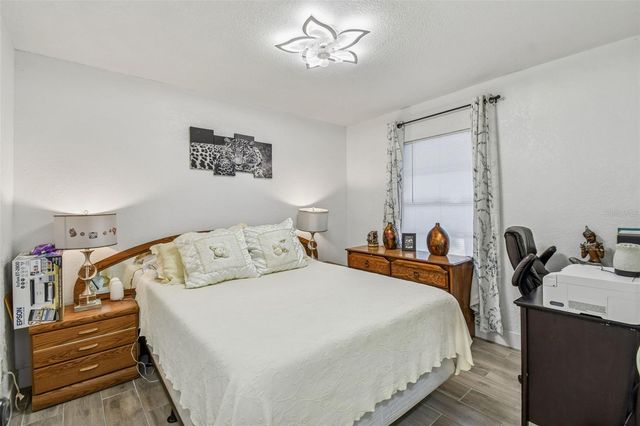 529 BISON CIRCLE, Apopka, FL 32712