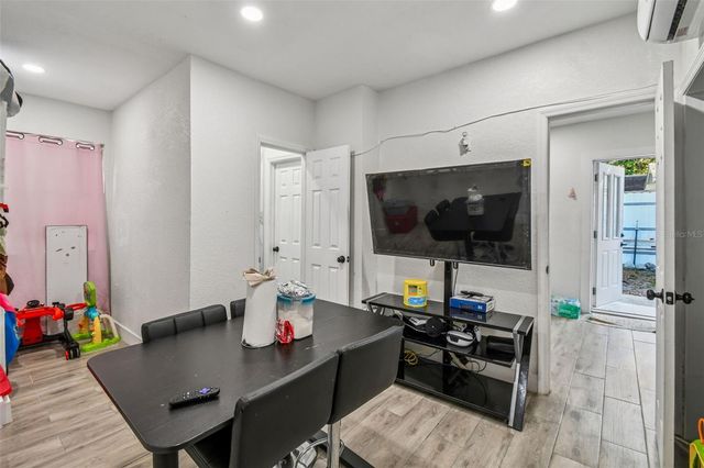 529 BISON CIRCLE, Apopka, FL 32712