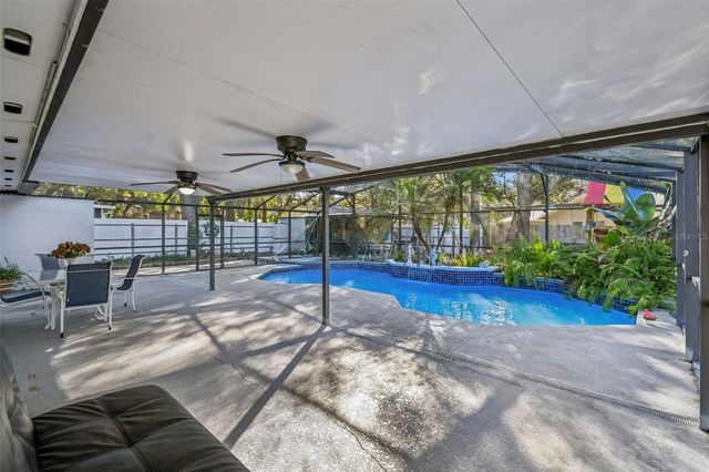 529 BISON CIRCLE, Apopka, FL 32712