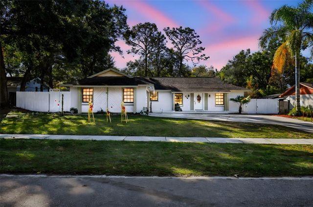 529 BISON CIRCLE, Apopka, FL 32712